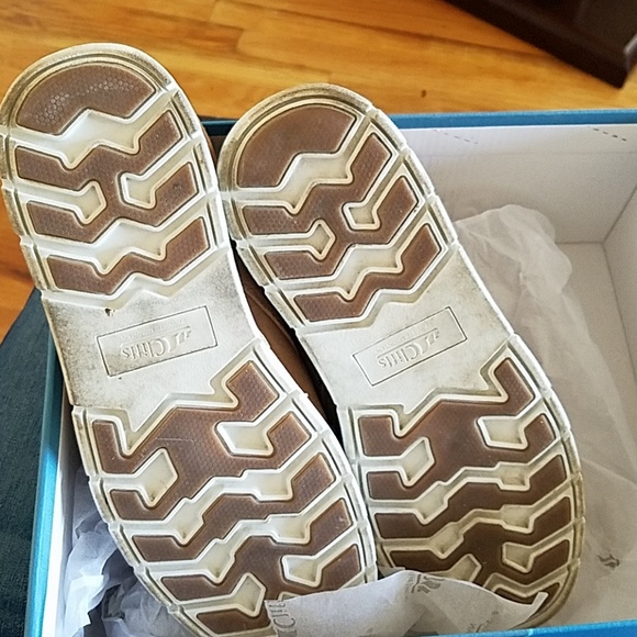 Boots - Picture 5 of 5